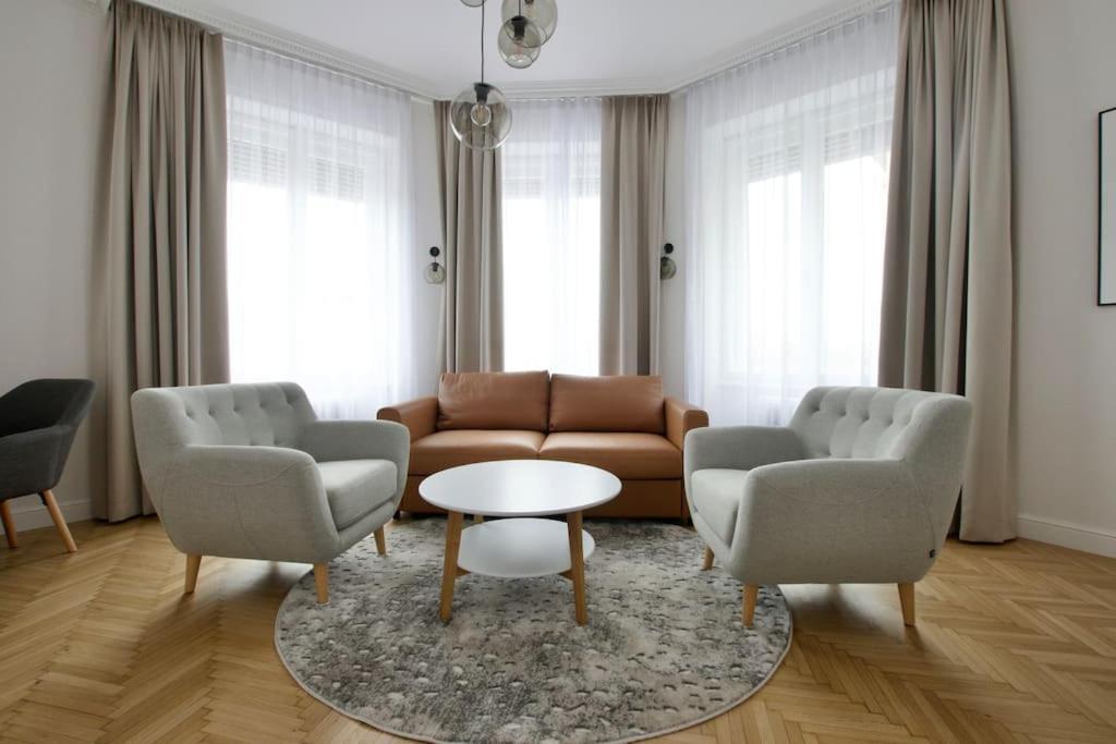Premium Apartment By Hi - Central 2 Bedroom - Best View Budapest Ngoại thất bức ảnh